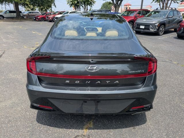 Used 2023 Hyundai Sonata Limited FWD image 5