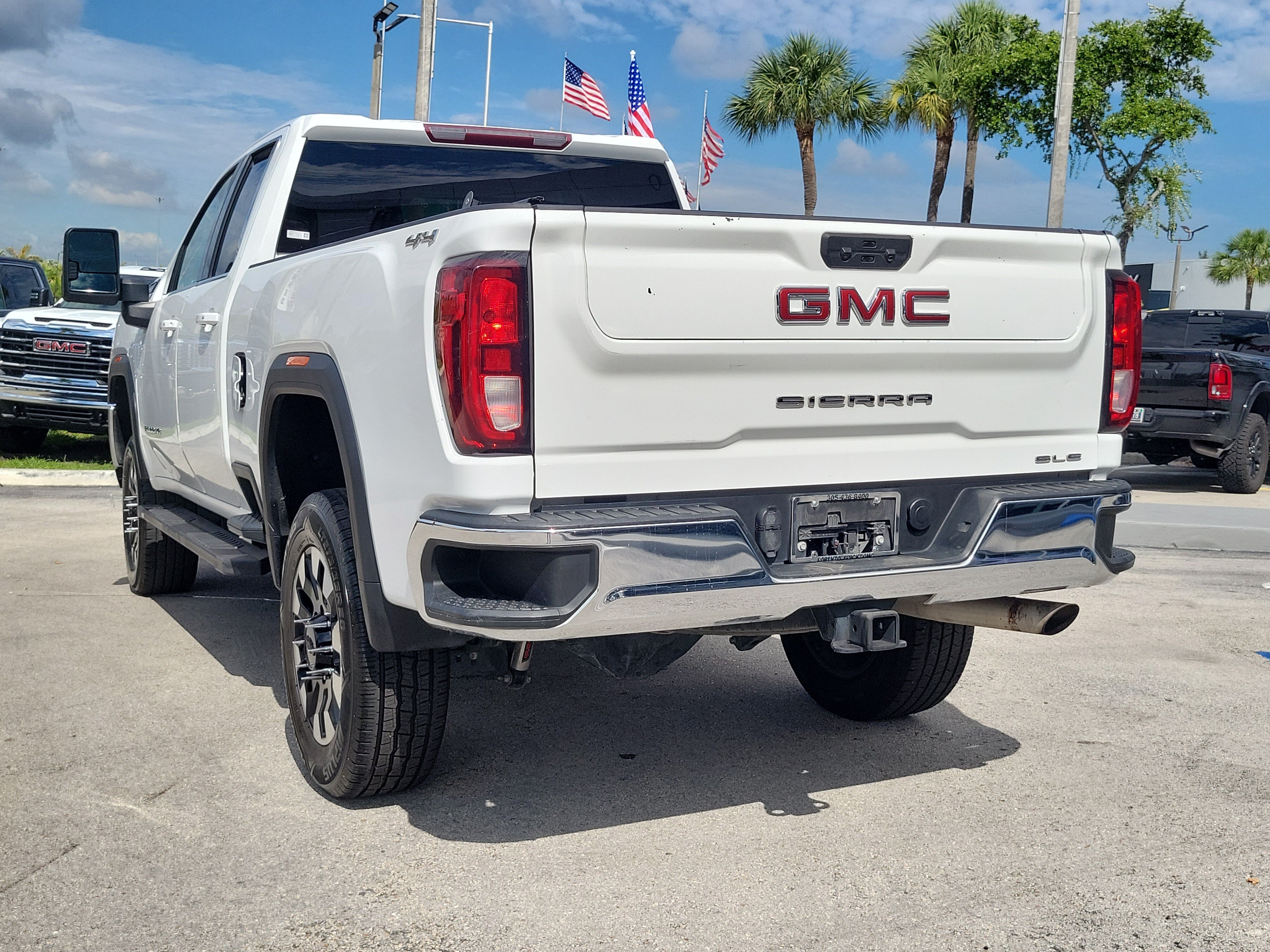 Used 2022 GMC Sierra 2500 SLE w/ SLE Convenience Package AWD/4WD image 7