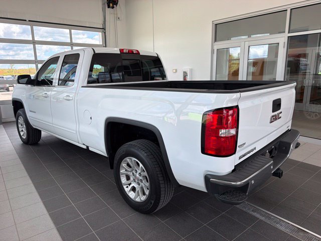 Used 2018 GMC Sierra 1500 SLE w/ SLE Value Package AWD/4WD image 3