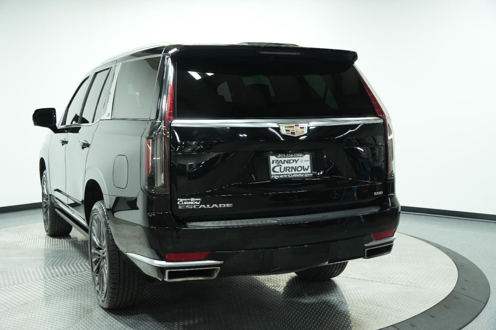 Used 2022 Cadillac Escalade Premium Luxury w/ Performance Package image 7