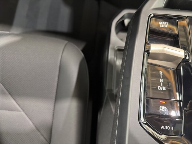 Used 2025 BMW iX xDrive50 w/ Premium Package image 40