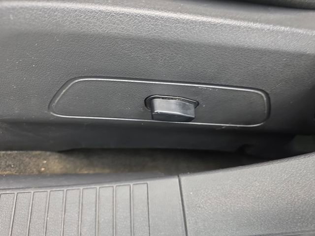 Used 2015 Jeep Patriot High Altitude image 13