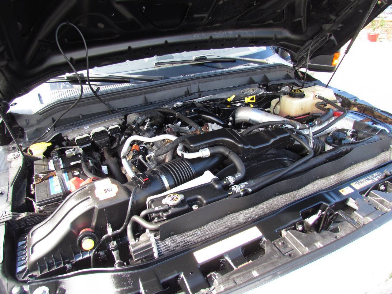 Used 2016 Ford F250 Lariat w/ Lariat Interior Package image 23