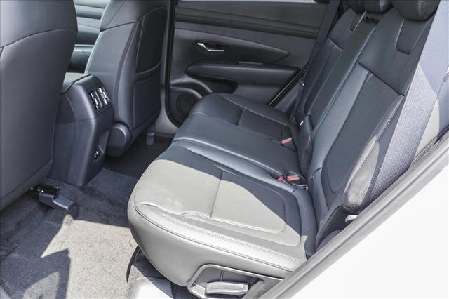 New 2025 Hyundai Tucson SEL image 25