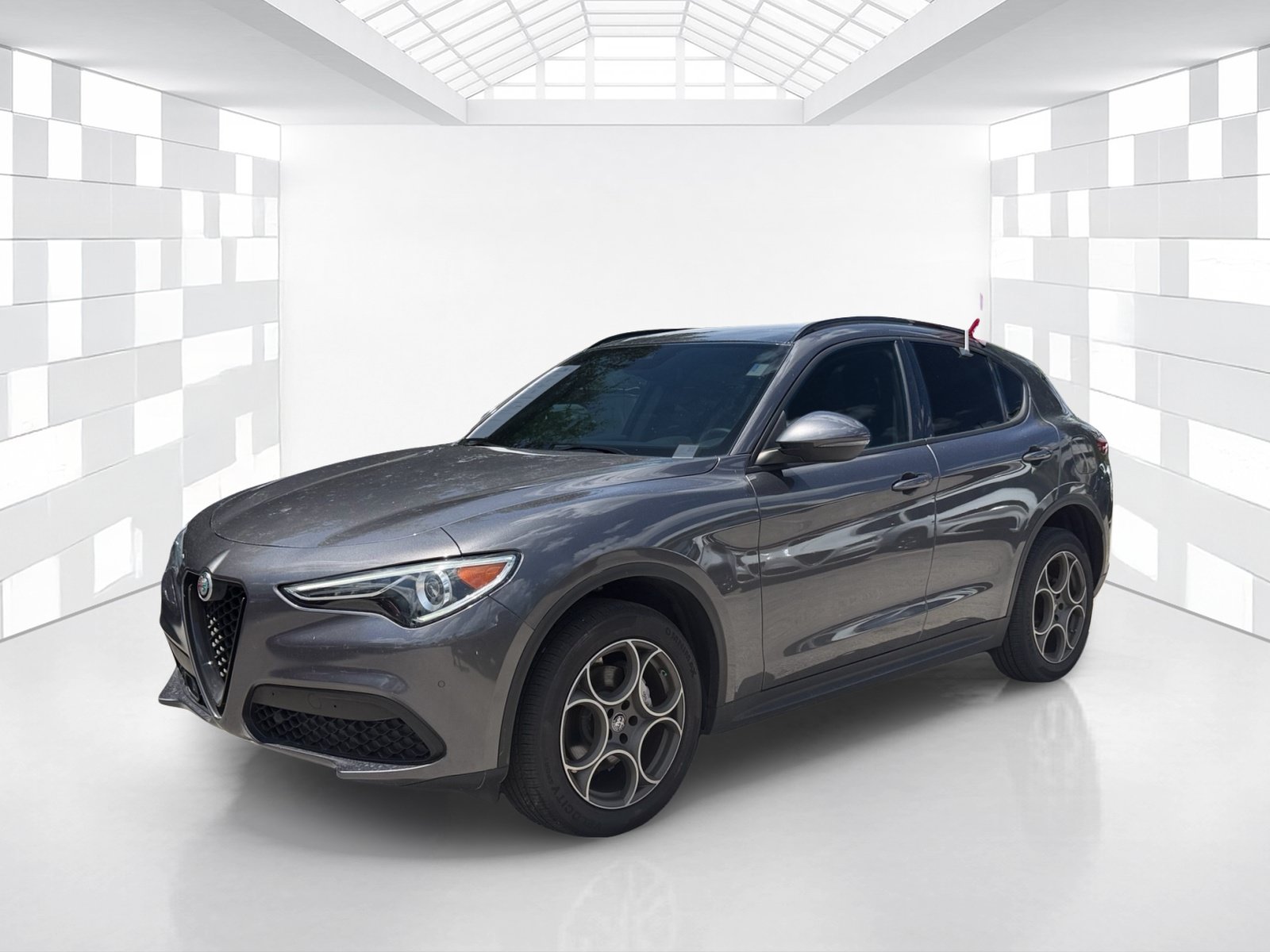 Used 2023 Alfa Romeo Stelvio Sprint RWD image 3