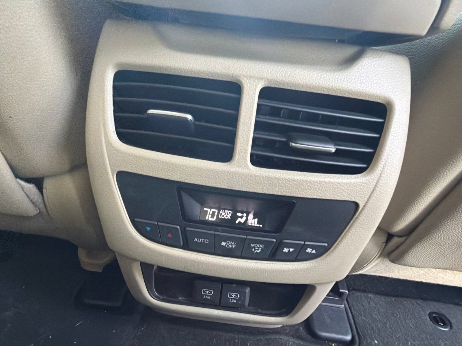 Used 2017 Acura MDX FWD image 24