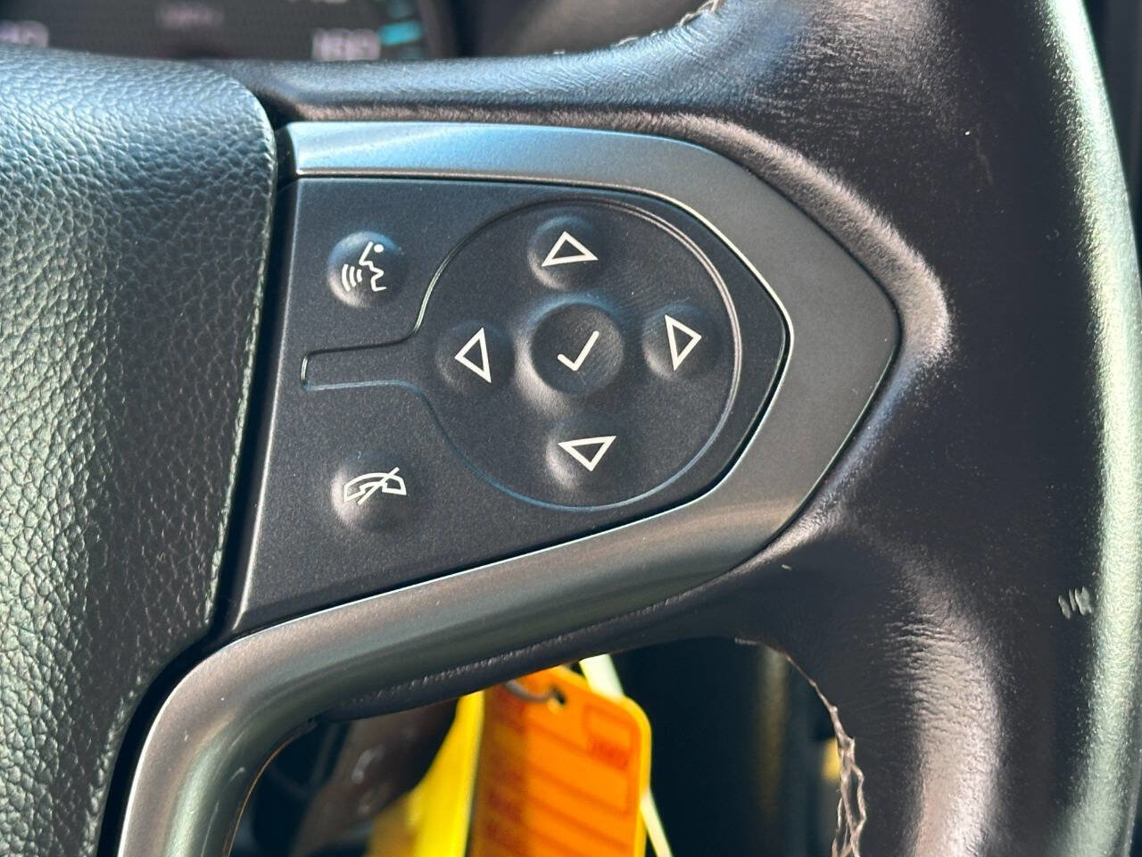 Used 2015 Chevrolet Silverado 1500 LT AWD/4WD image 36