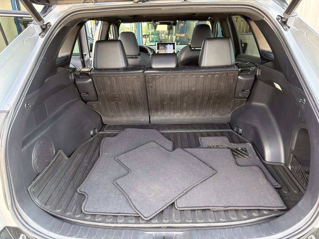 Used 2022 Toyota RAV4 XSE AWD/4WD image 11