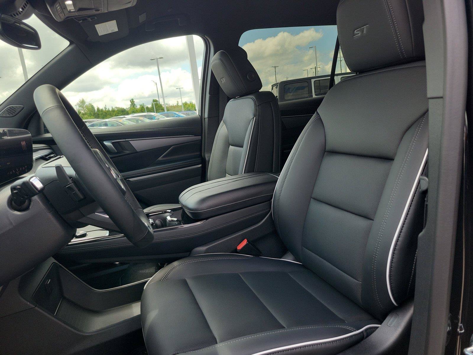 New 2027 Buick Enclave Sport Touring AWD/4WD image 19