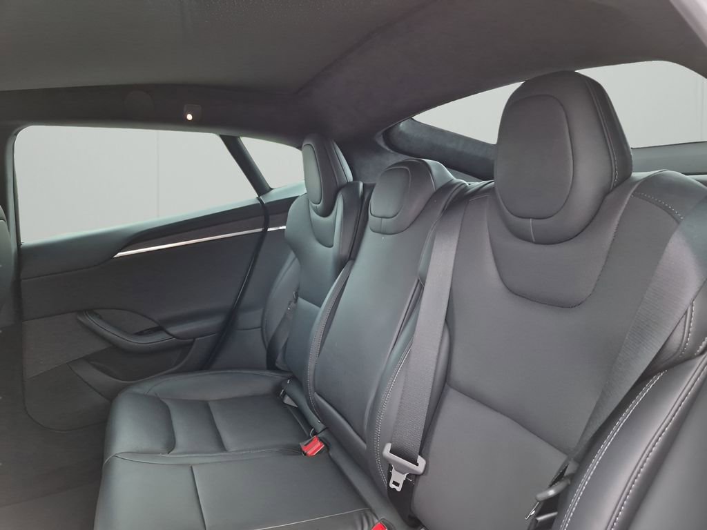 Used 2023 Tesla Model S Standard Range image 19