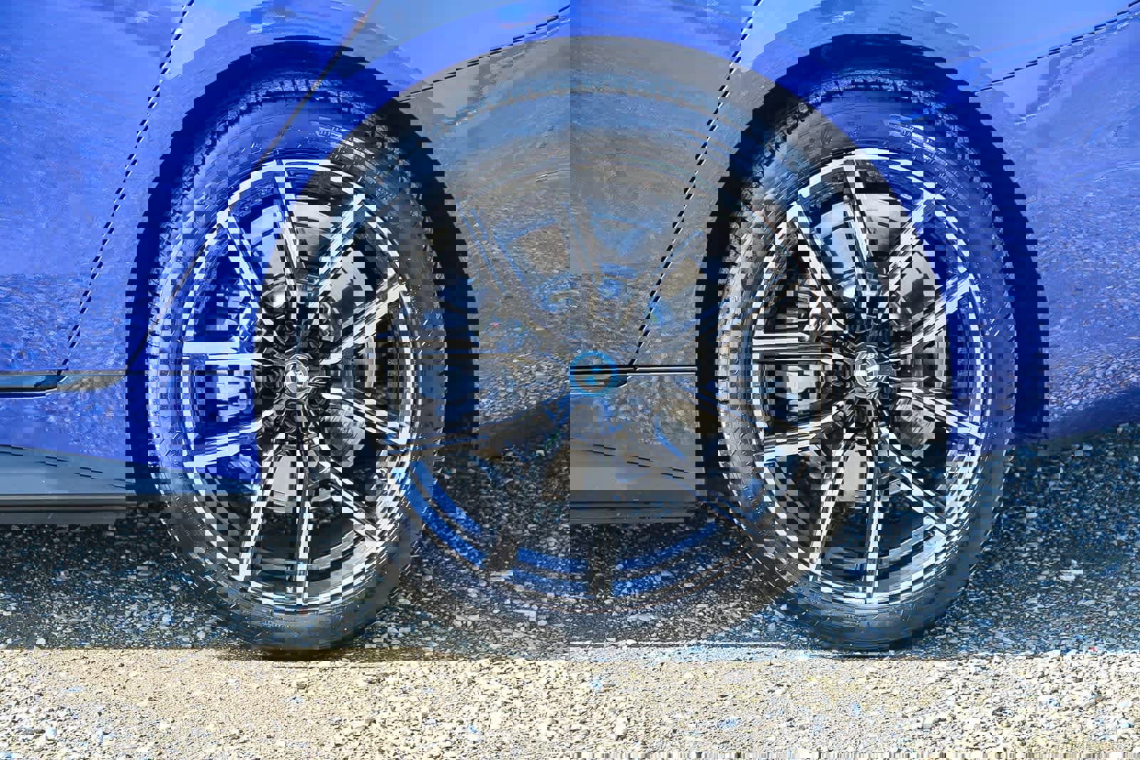 Used 2022 BMW i4 eDrive40 w/ M Sport Package image 10