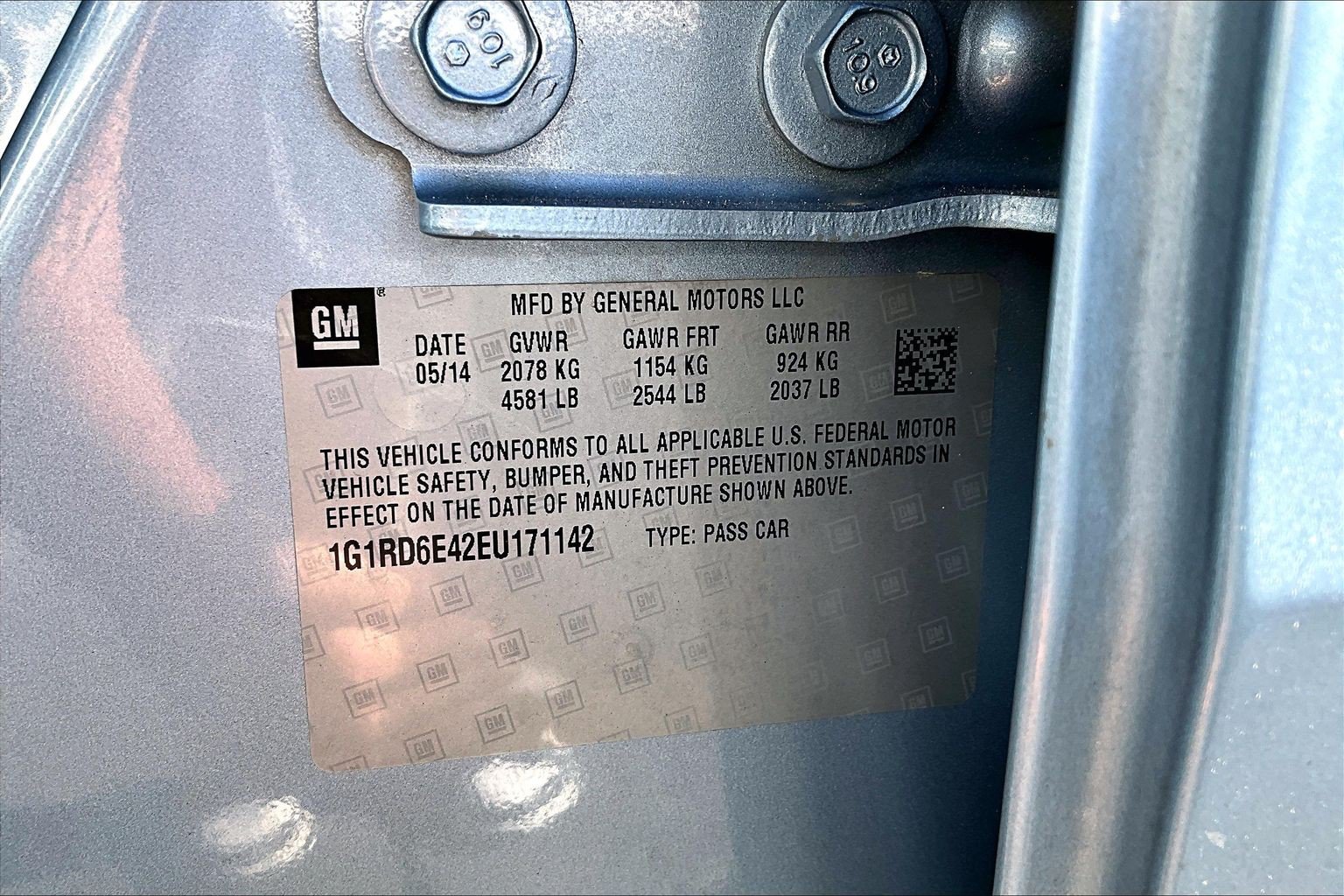 Used 2014 Chevrolet Volt Premium w/ Premium Trim Package FWD image 32