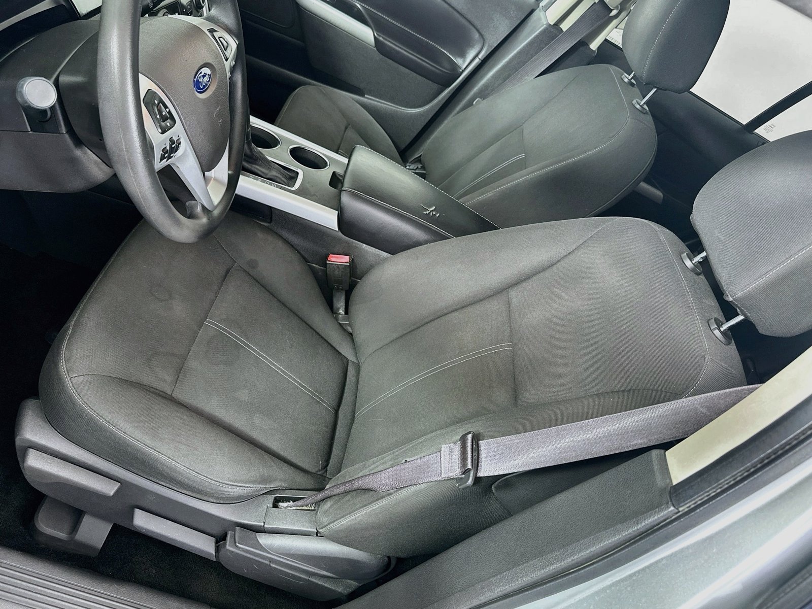Used 2013 Ford Edge SE FWD image 18