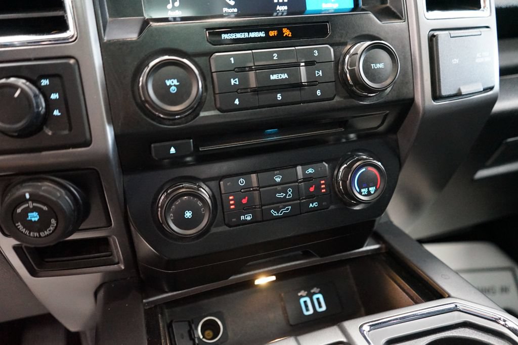 Used 2016 Ford F150 XLT w/ Equipment Group 302A Luxury AWD/4WD image 35