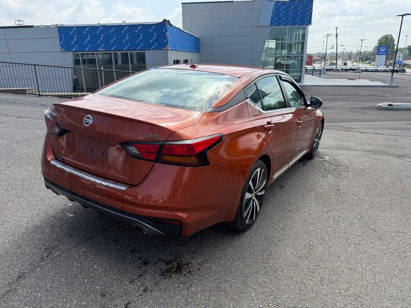 Used 2020 Nissan Altima 2.5 SR FWD image 8