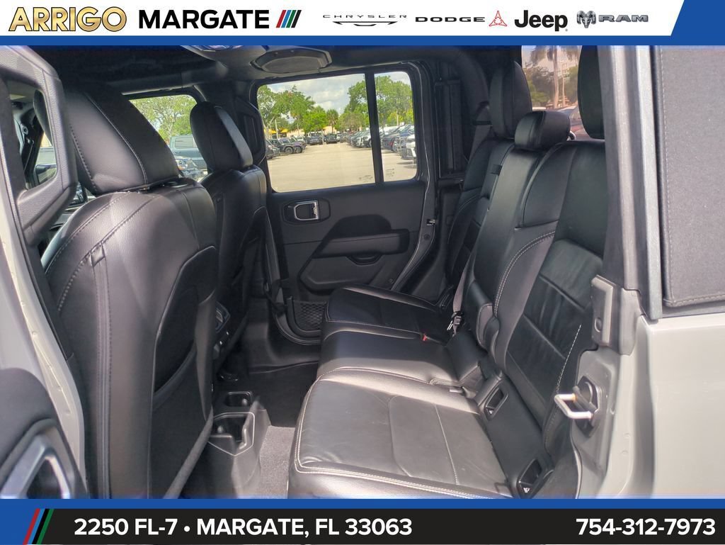 Used 2022 Jeep Gladiator Overland w/ Popular Equipment Package AWD/4WD image 15