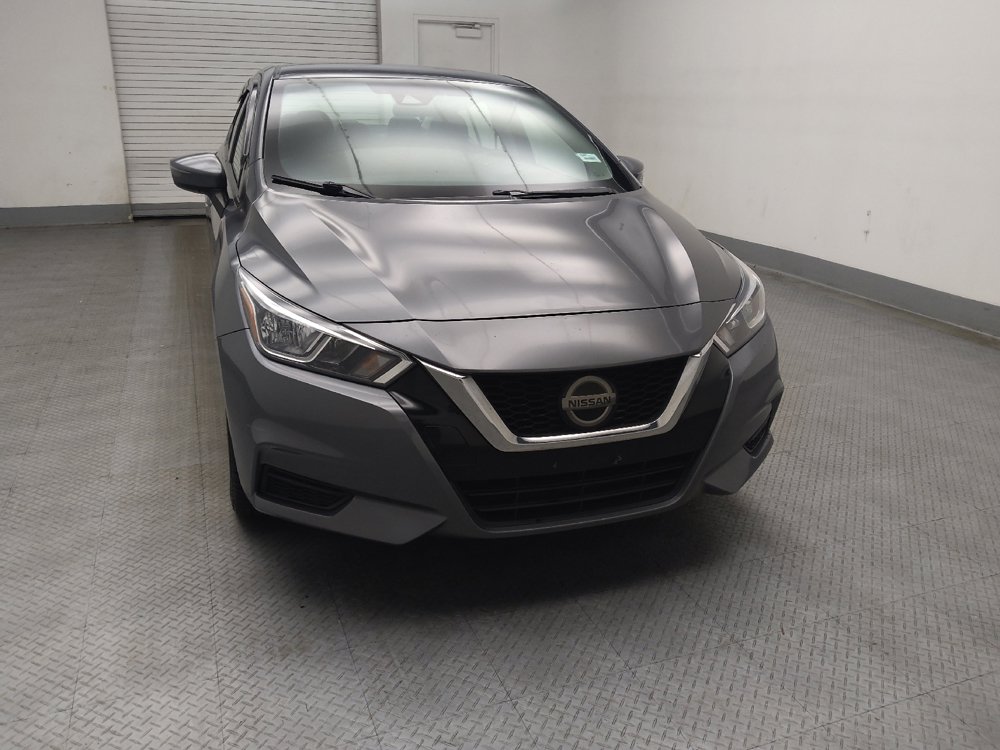 Used 2021 Nissan Versa SV FWD image 14