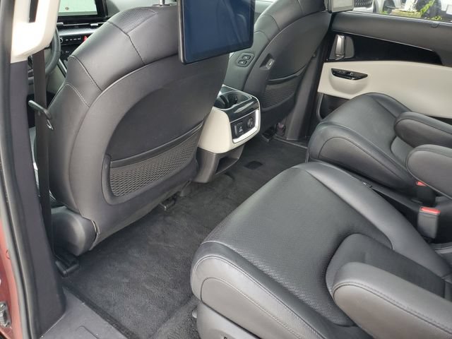 Certified 2024 Kia Carnival SX Prestige FWD image 8