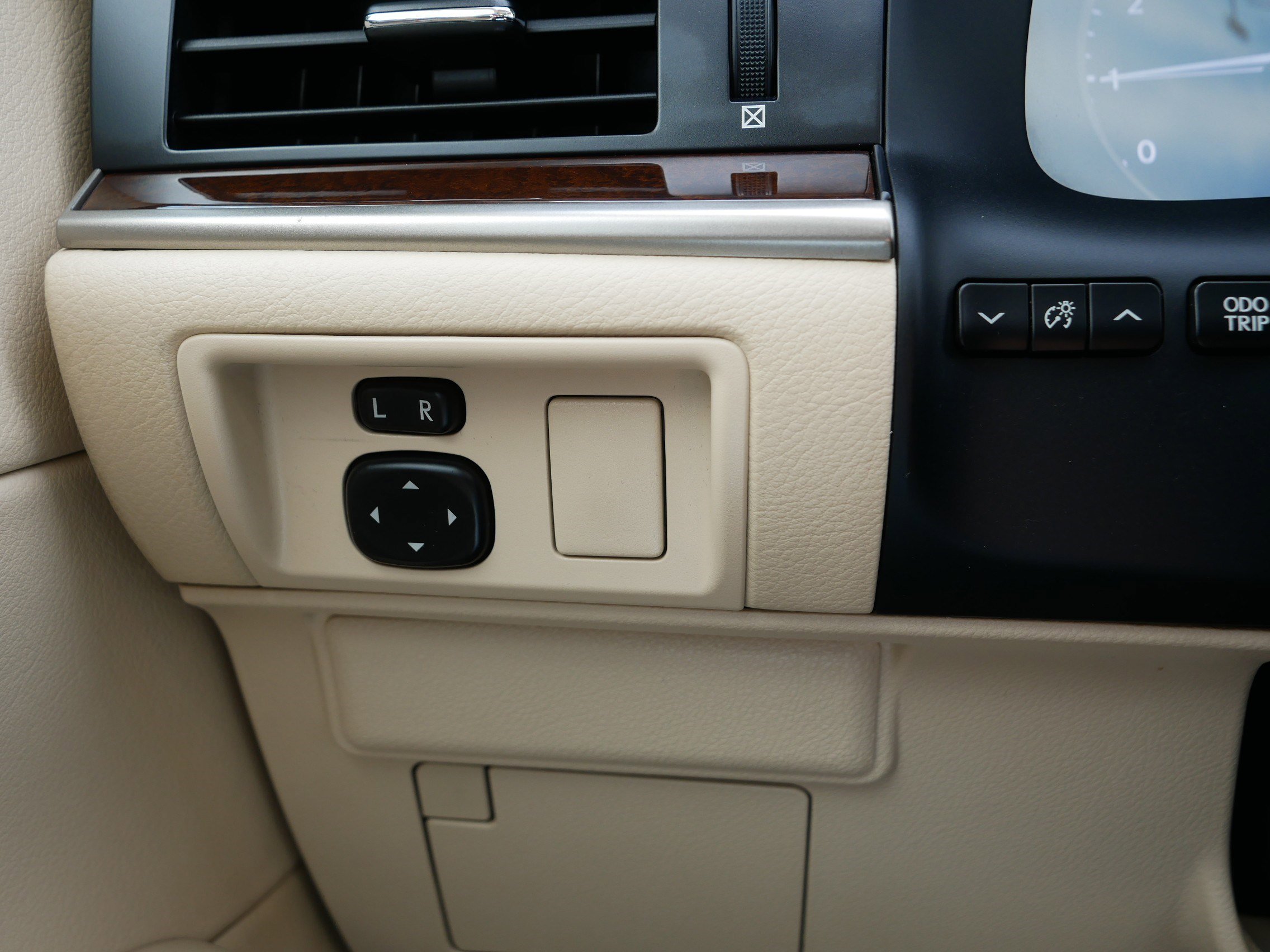 Used 2015 Lexus ES 350 w/ Premium Package FWD image 26