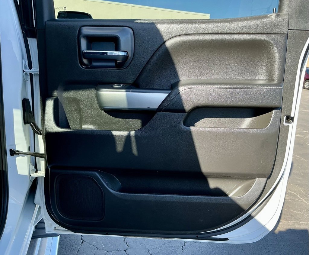 Used 2018 Chevrolet Silverado 1500 LT w/ Texas Edition image 25