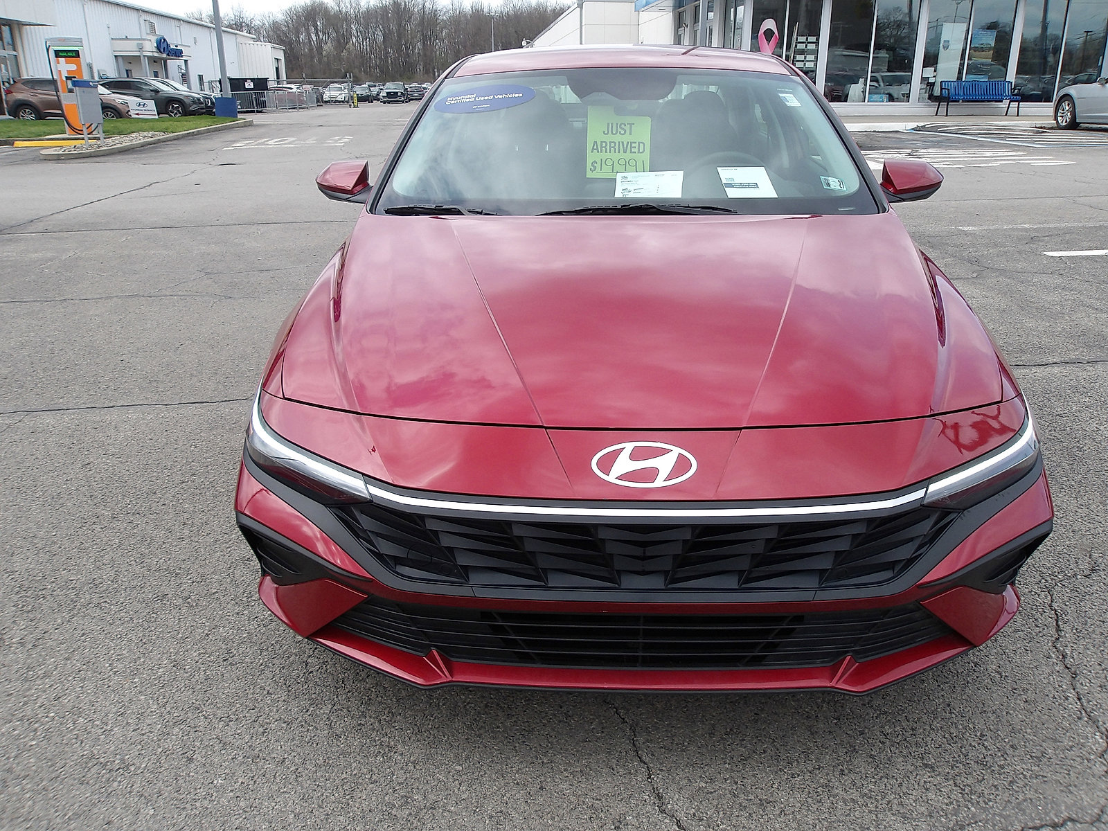 Certified 2025 Hyundai Elantra SE image 2