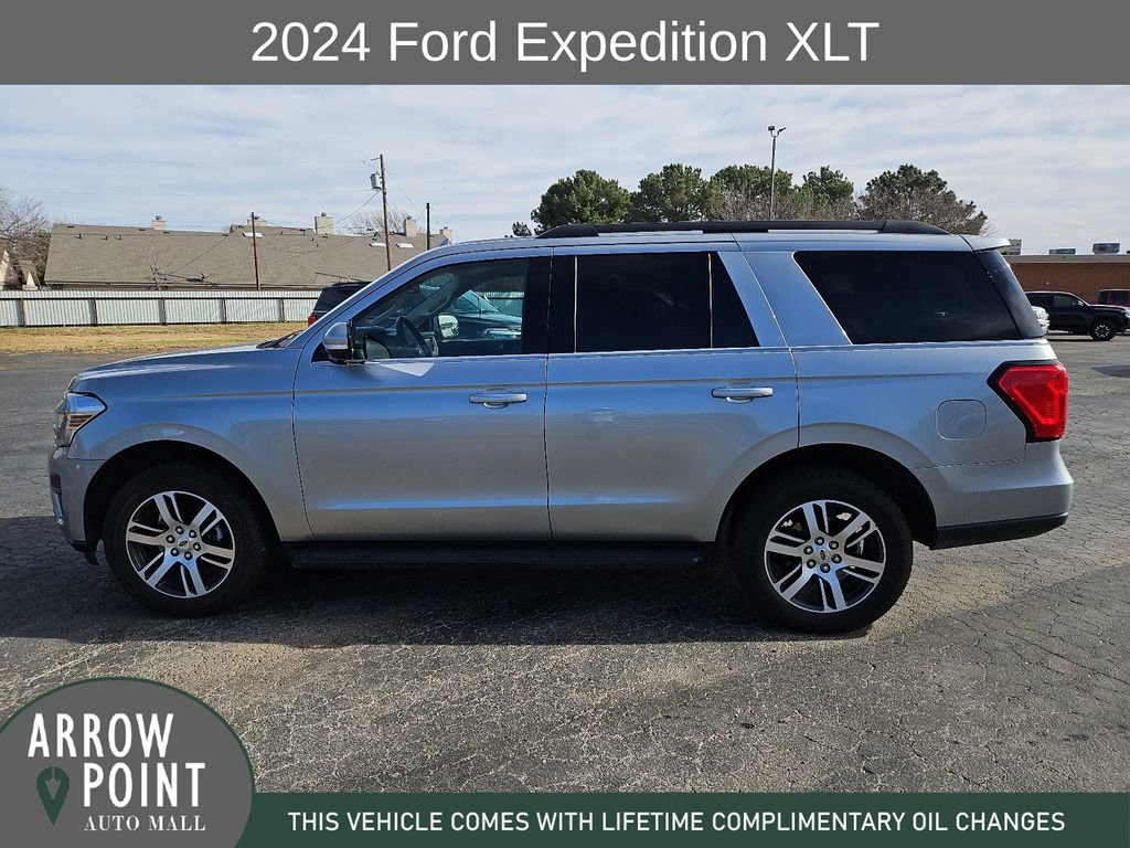 Used 2024 Ford Expedition XLT image 7