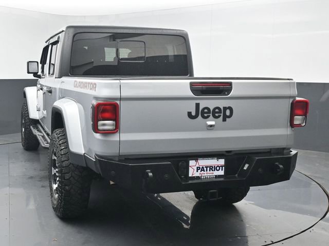 Used 2023 Jeep Gladiator Sport image 4