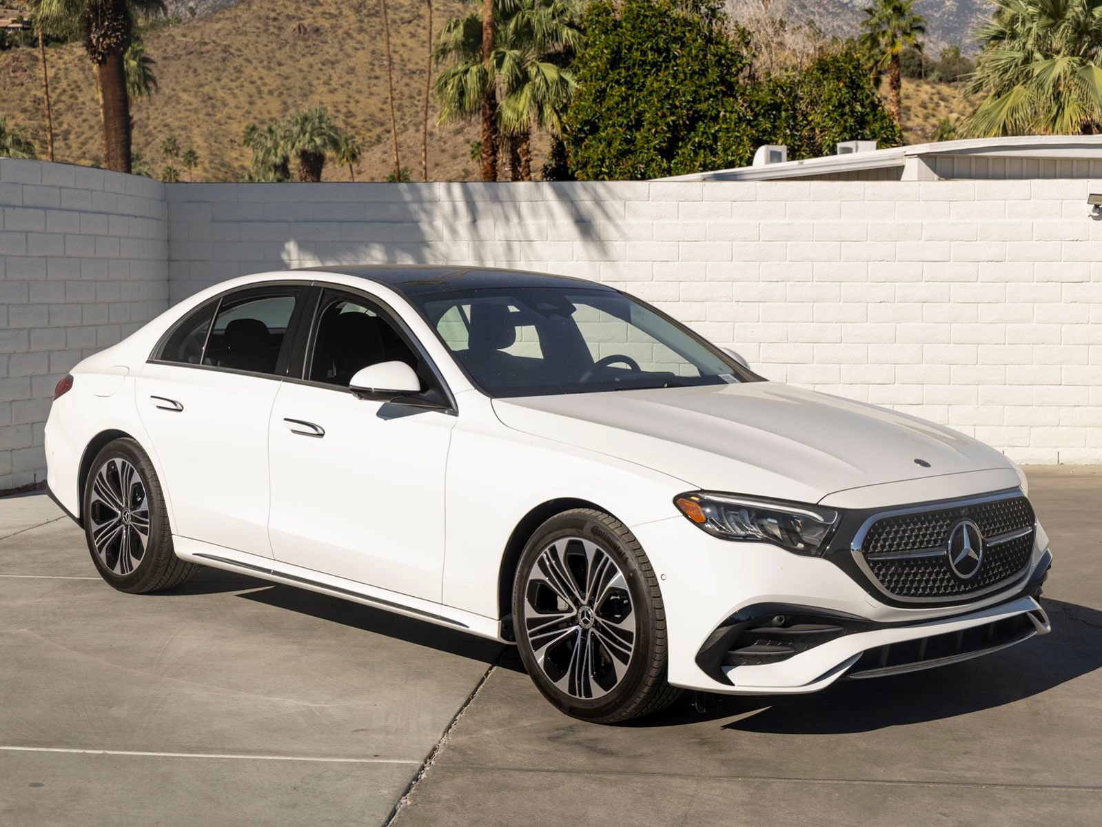 New 2026 Mercedes-Benz E 350 4MATIC Sedan image 2