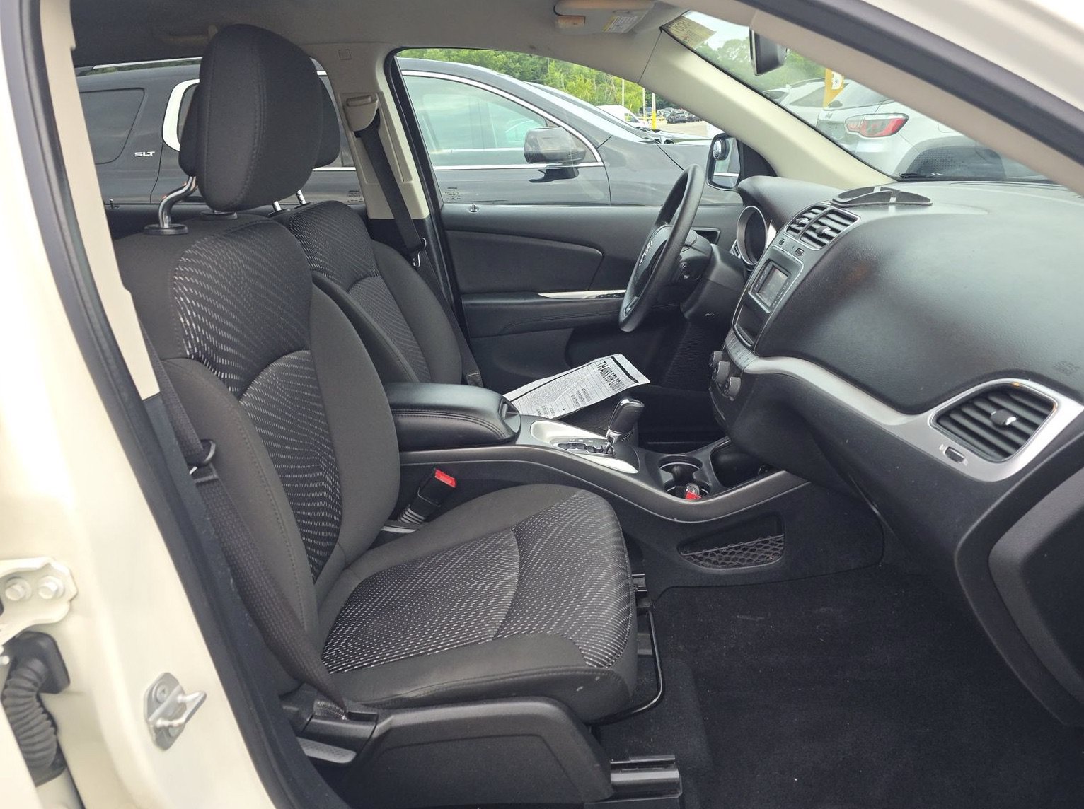 Used 2020 Dodge Journey SE w/ Blacktop Package FWD image 6