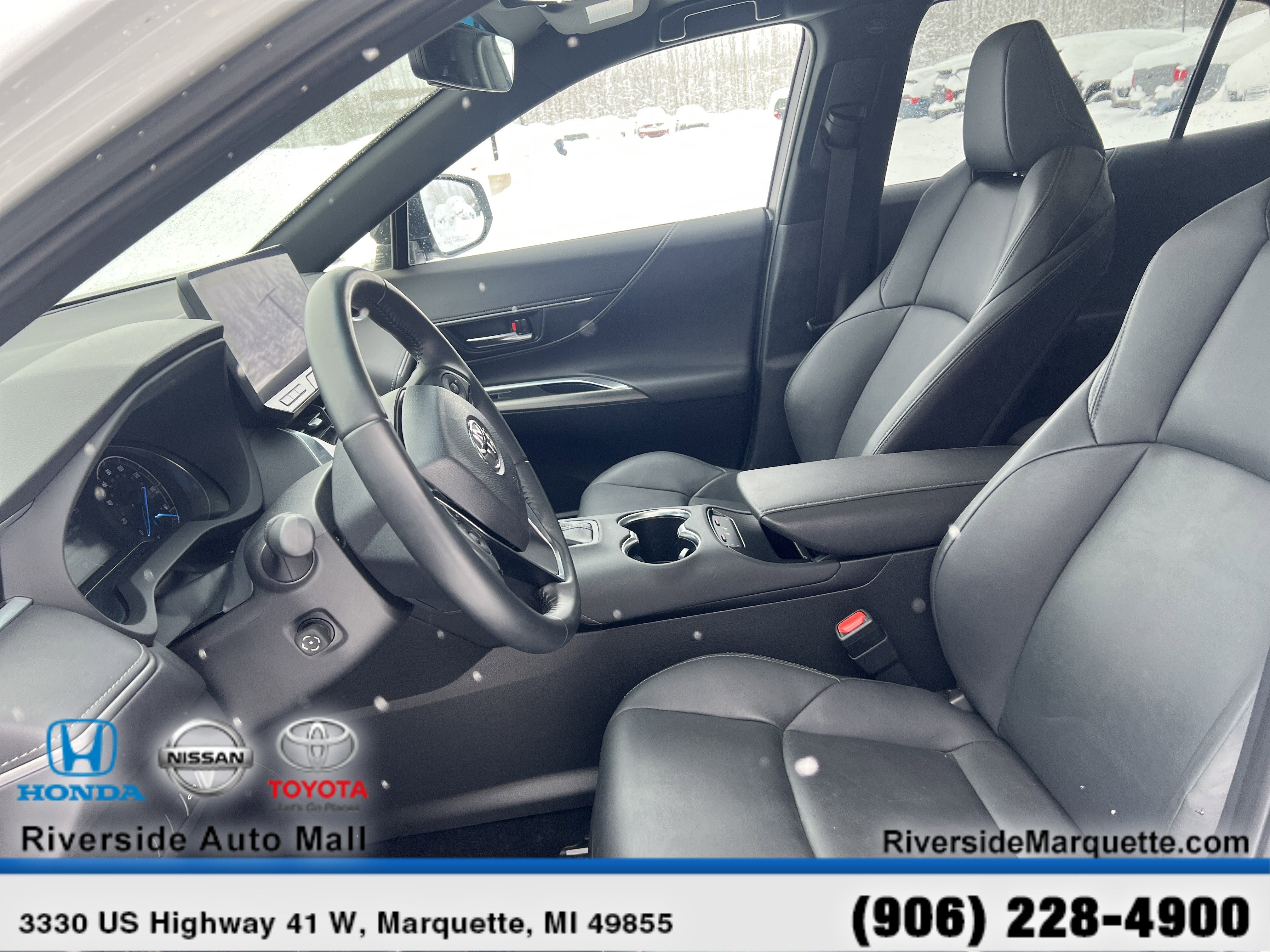 Used 2024 Toyota Venza Nightshade AWD/4WD image 15