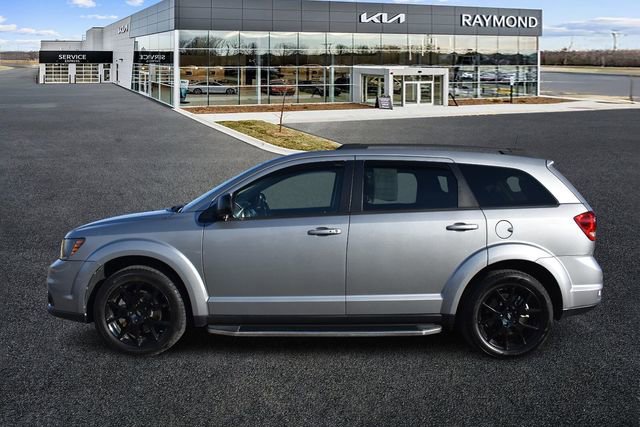 Used 2019 Dodge Journey SE w/ Premium Group image 6