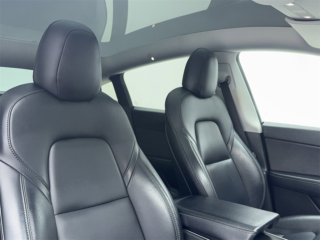 Used 2021 Tesla Model Y Long Range image 48