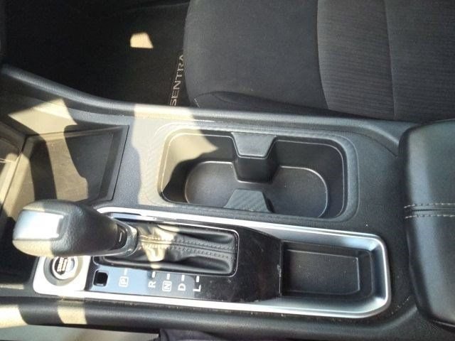 Used 2025 Nissan Sentra SV FWD image 29