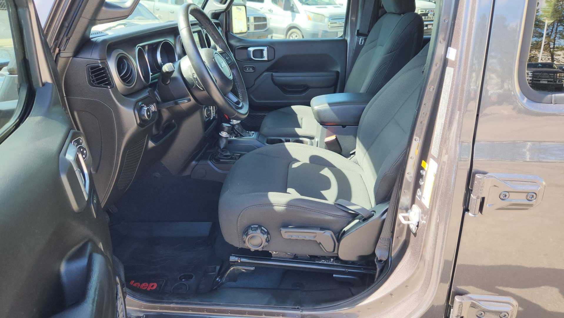 Used 2021 Jeep Wrangler Unlimited Sport AWD/4WD image 18