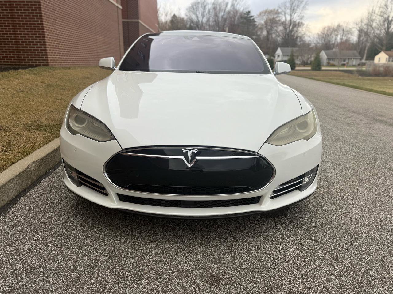 Used 2016 Tesla Model S 85D image 2