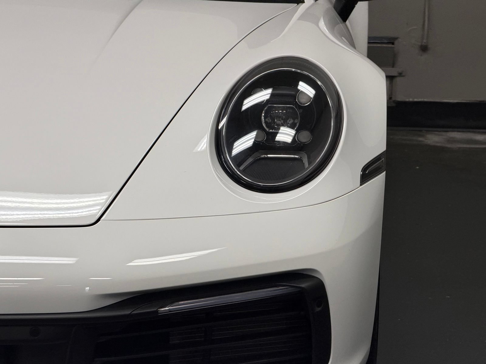 Used 2020 Porsche 911 Carrera S w/ Sport Package RWD image 7