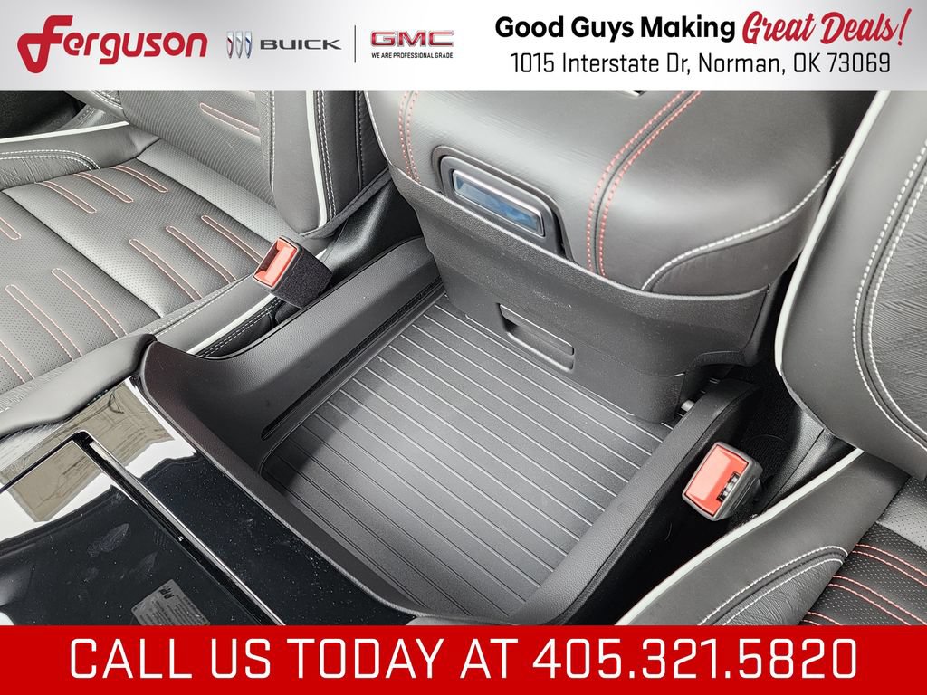 New 2026 GMC Yukon XL AT4 Ultimate AWD/4WD image 39