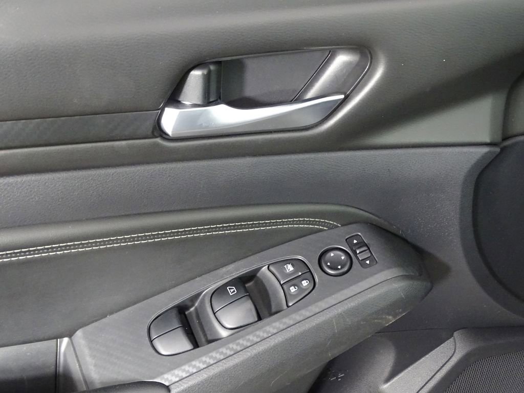 Used 2020 Nissan Altima 2.5 S image 17