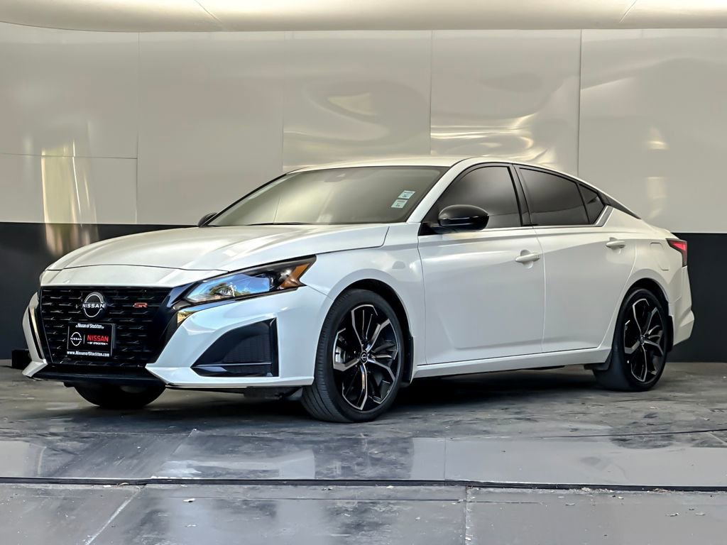 Used 2023 Nissan Altima 2.5 SR image 7