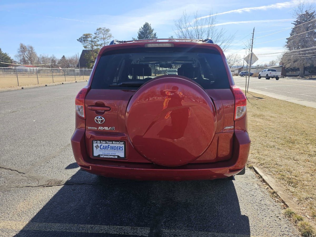 Used 2008 Toyota RAV4 Limited AWD/4WD image 4