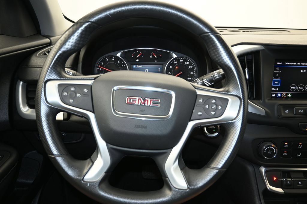 Used 2024 GMC Terrain SLE AWD/4WD image 13