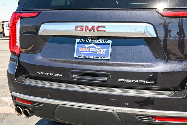 Used 2023 GMC Yukon XL Denali w/ Advanced Technology Package image 10