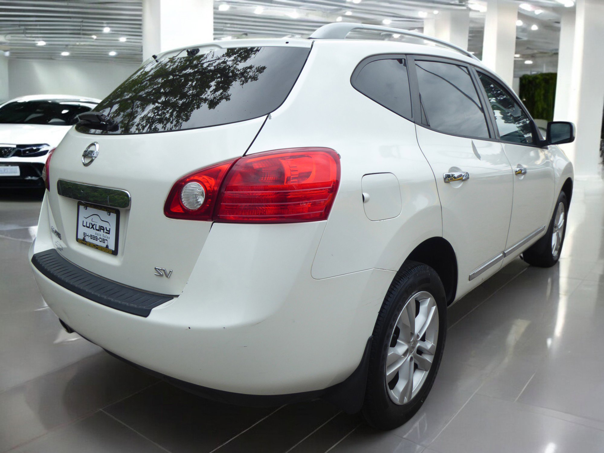 Used 2012 Nissan Rogue SV image 10