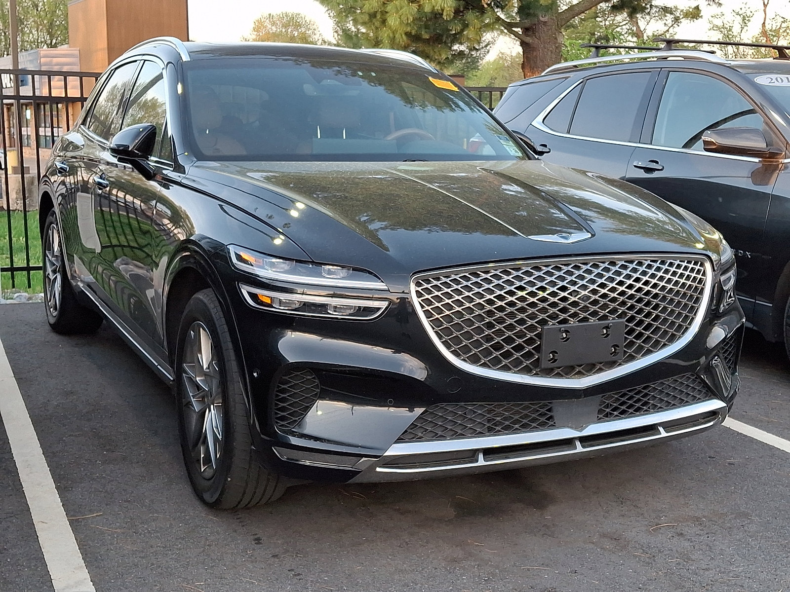 Certified 2023 Genesis GV70 2.5T w/ Advanced Package AWD/4WD image 5