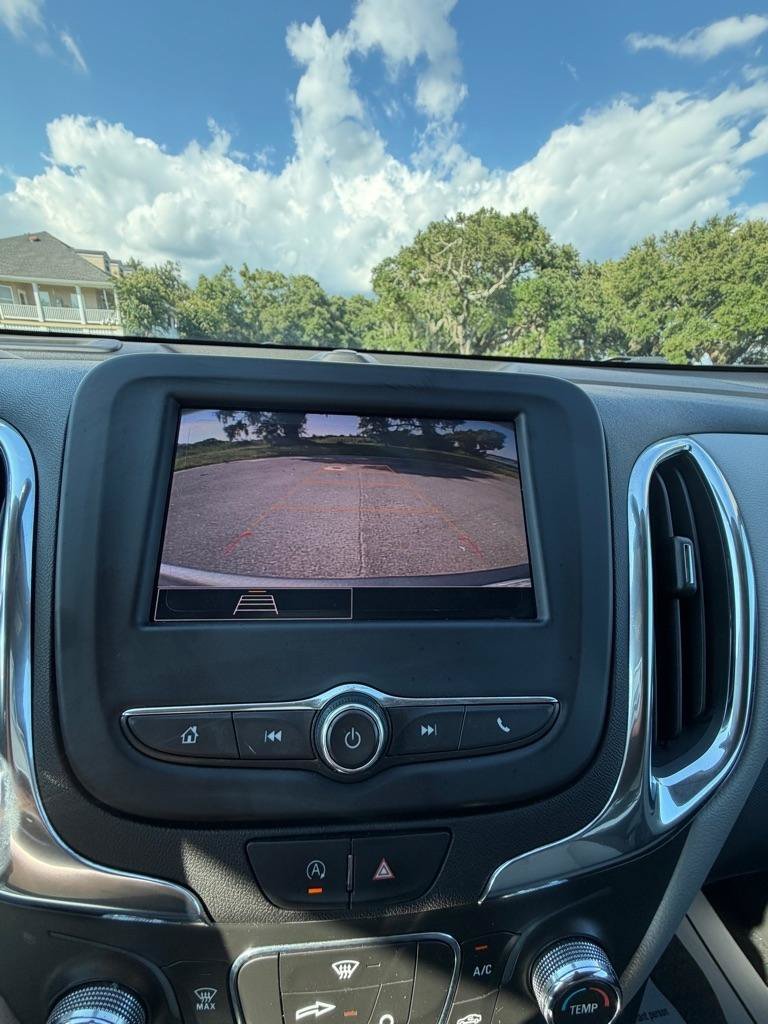Used 2023 Chevrolet Equinox LS w/ LS Convenience Package FWD image 26