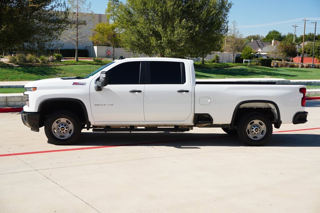 Used 2024 Chevrolet Silverado 2500 W/T image 2