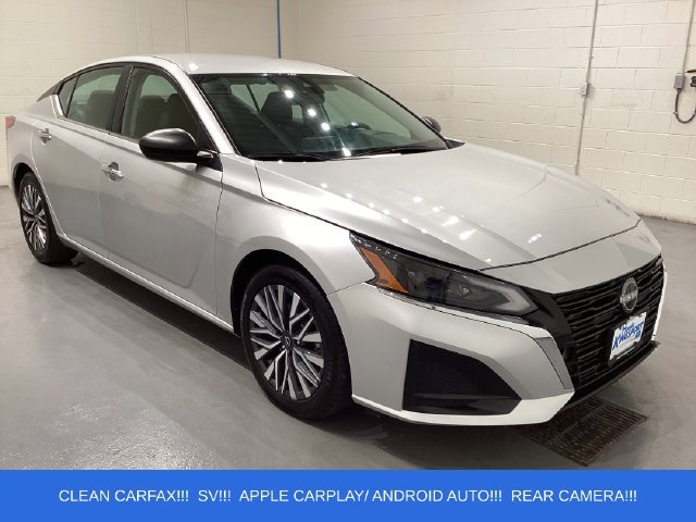 Used 2024 Nissan Altima 2.5 SV FWD image 1