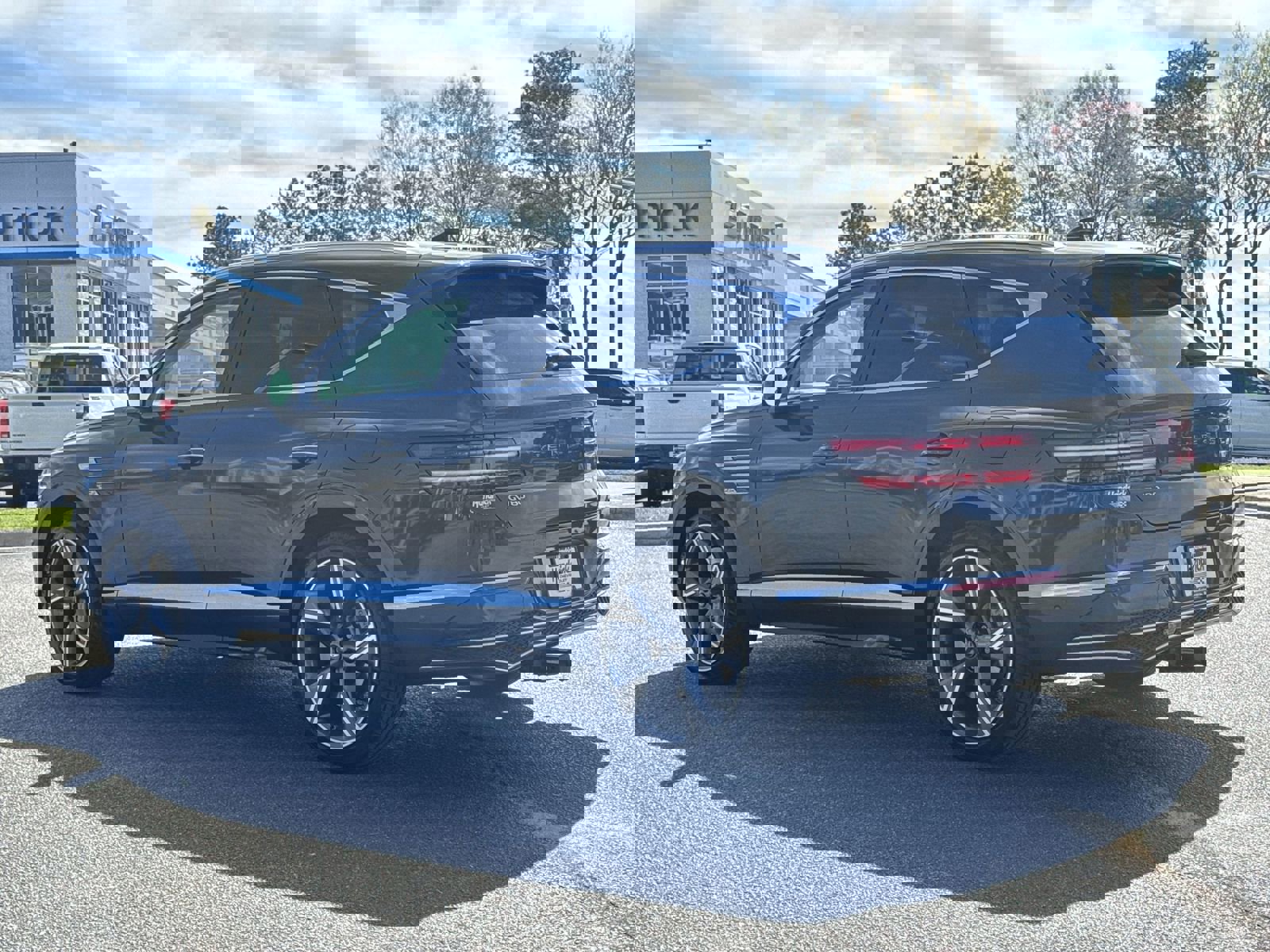 Used 2025 Genesis GV80 3.5T Prestige image 8