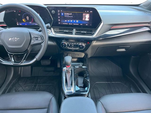 Certified 2024 Chevrolet Trax RS w/ Sunroof Package image 18