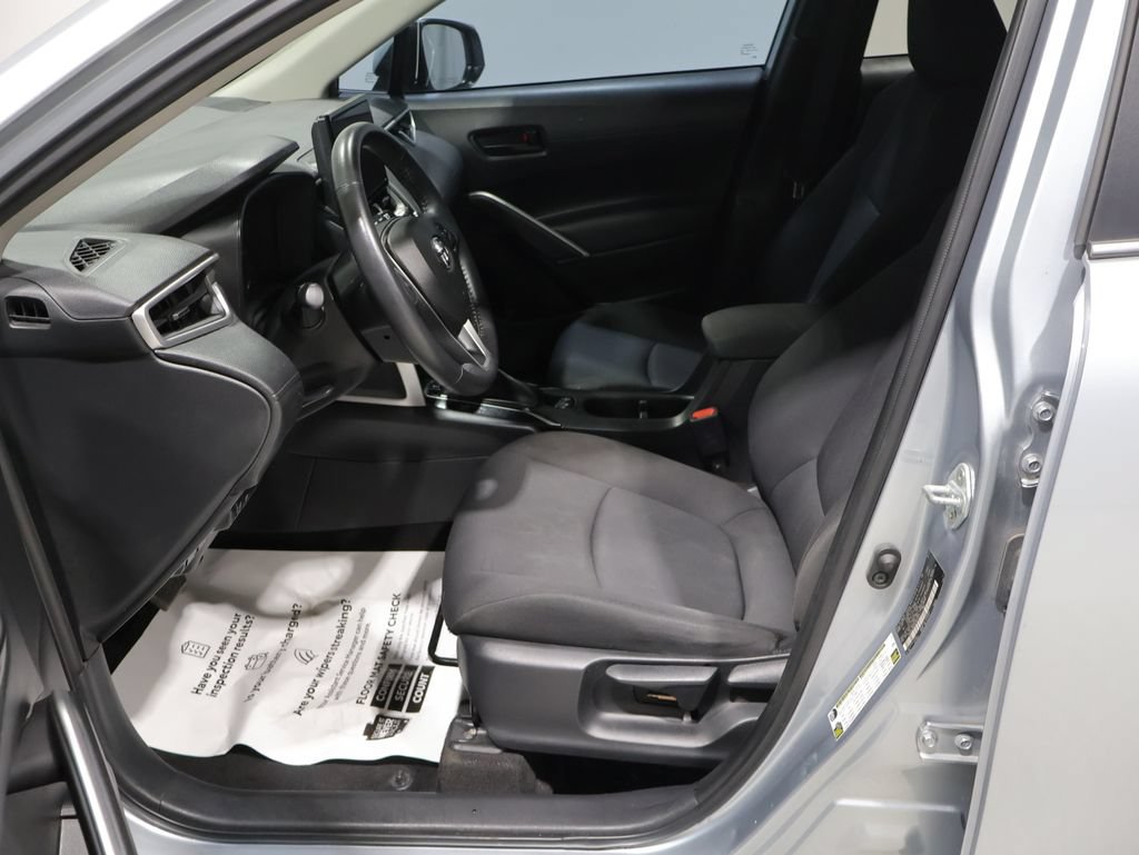 Used 2023 Toyota Corolla Cross LE w/ Moonroof Package AWD/4WD image 10
